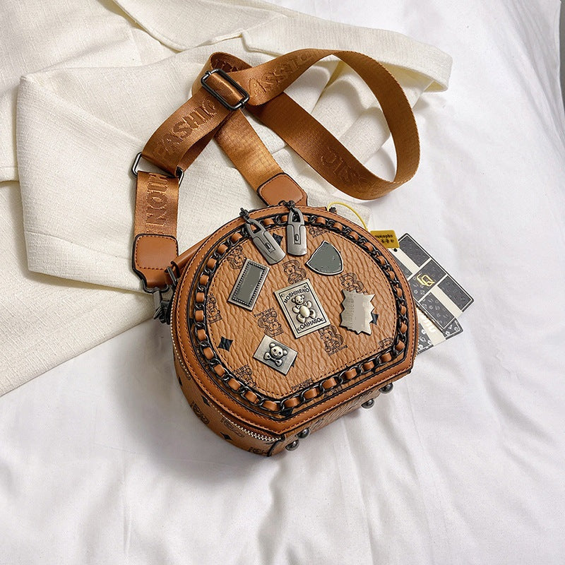 👜Hot Sale Women Fashion Handbag Retro Bear Badge Shoulder Bag(50% Off)