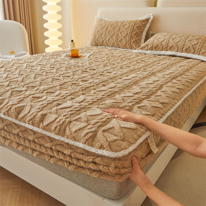 🛏️ 50% OFF! 🎁 WARM FITTED BED SHEET - Brushed Flannel & Deep Pocket (Up to 40cm), Non-Slip Corners for All-Season Comfort❄️🛌