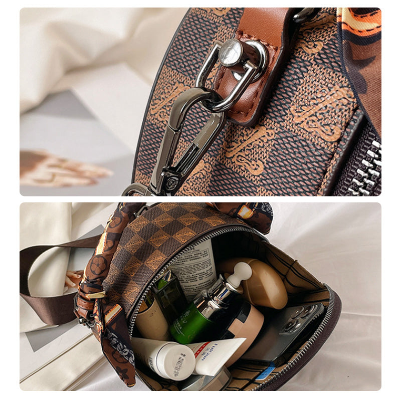 👜Hot Sale Women Fashion Handbag Retro Bear Badge Shoulder Bag（50% Off）