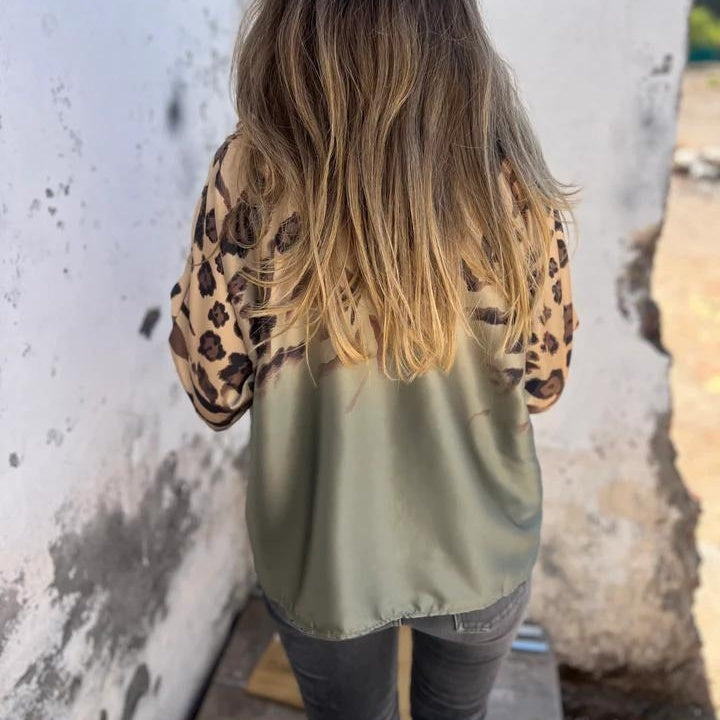 🔥2025 New Arrival - 50% OFF🎉Women's Leopard Print Button Down Shirt