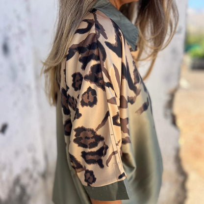 🔥2025 New Arrival - 50% OFF🎉Women's Leopard Print Button Down Shirt
