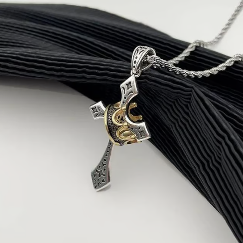 ✝️Vintage Crown Cross Necklace