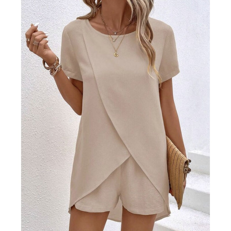 📢📢50% OFF !! ⏰Women's Solid Color Irregular Top & Shorts Two Piece Set